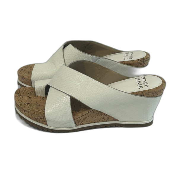 Donald Pliner Wedge Sandals Women’s Size 7.5 Color White Leather Cork Heel - Picture 3 of 11